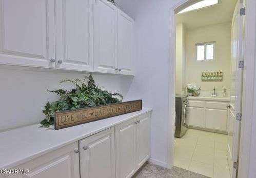 5391 Evening Sky Dr, Simi Valley CA  93063-5744 exterior