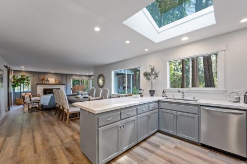 12675 Fiori Ln, Sebastopol CA  95472-9571 exterior