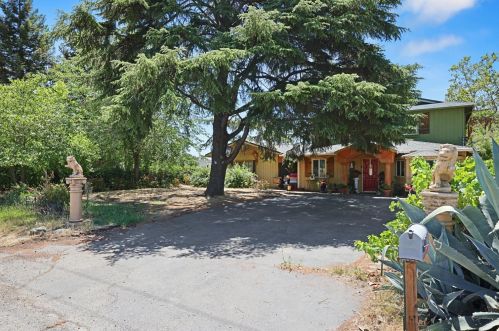 330 Elverta Rd, Elverta, CA 95626-9703