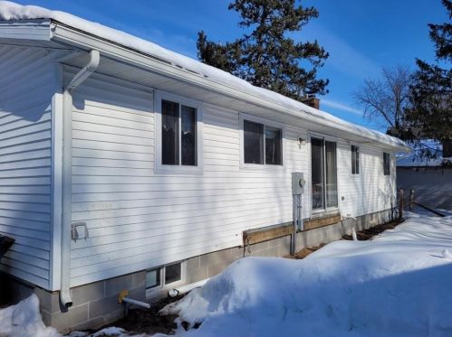 118 Monroe Ave, Poskin, WI 54812-1429