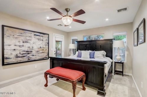 15848 16th St, Phoenix AZ  85022-3326 exterior