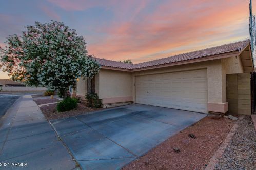 1144 Liberty Shores Dr, Gilbert, AZ 85234-6031