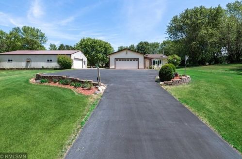 20047 Ulysses St, Otsego, MN 55330-2251