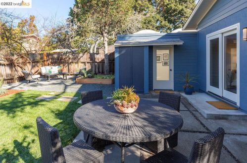 4215 Glen Ave, Oakland CA  94611-4349 exterior