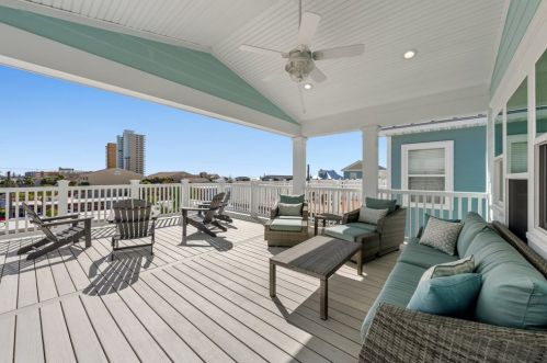 200 Pne Ave, Saint George Island FL  32328-2805 exterior