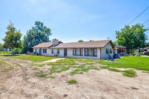 12792 Pipeline Ave, Chino, CA 91710-3144