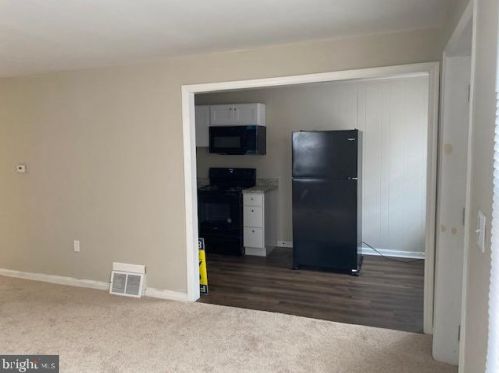 631 Beideman Ave, Camden NJ  08105-1544 exterior