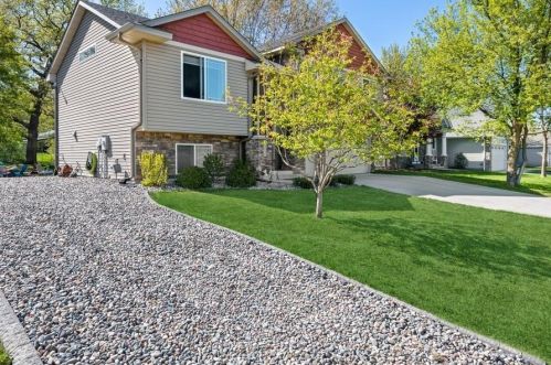 18050 Nixon St, Otsego, MN 55330-4744