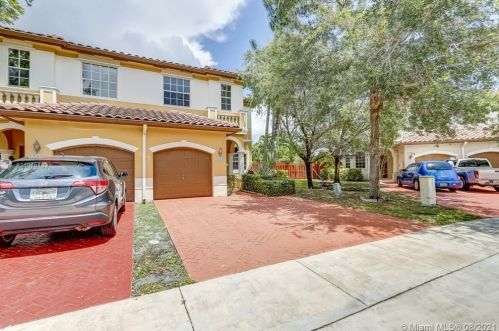 5020 141st Ave, Hollywood, FL 33027-5965