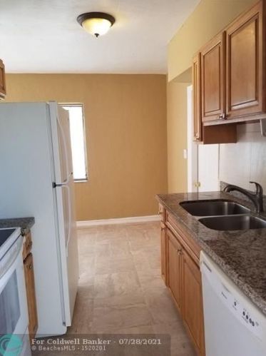 6435 18 St, Hollywood FL 33027-4334 exterior