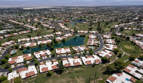 24 Palma Dr, Rancho Mirage CA  92270-3878 exterior