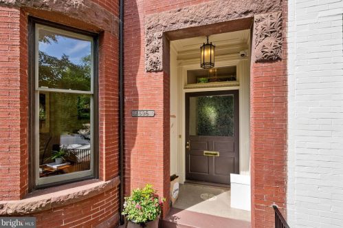 1696 31st St, Washington, DC 20007-2924