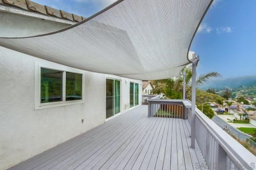 9150 Sesi Ln, Lakeside CA  92040-5800 exterior