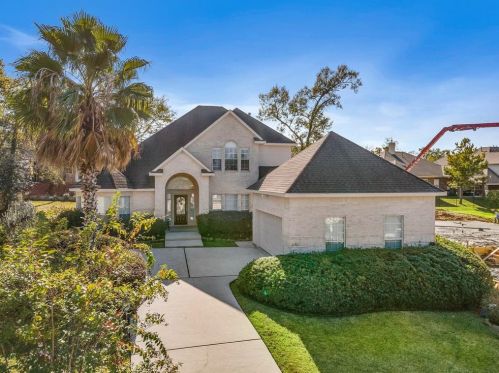 12387 Pebble View Dr, Conroe, TX 77304-4228