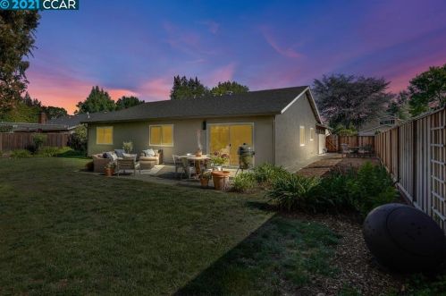 519 Navajo Pl, Danville CA  94526-5135 exterior