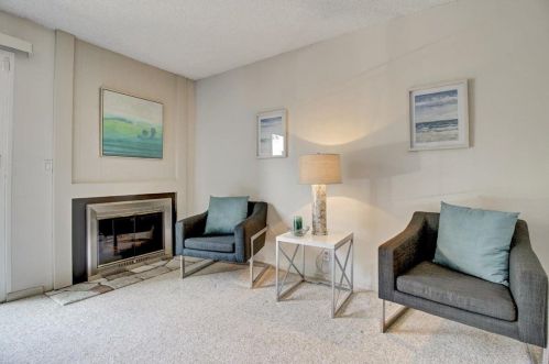 880 Stonegate Dr, South San Francisco CA  94080-1562 exterior