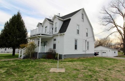 202 Mill St, Owensville, IN