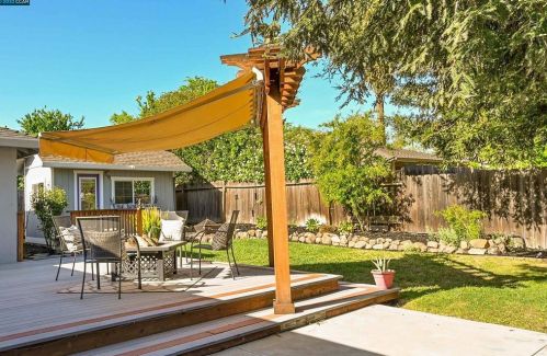 3231 Ida Dr, Concord CA  94519-2136 exterior