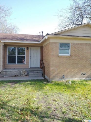 105 Avenue, Copperas Cove, TX 76522-2158