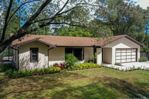 5201 Markel St, Palm City, FL 34990-5183