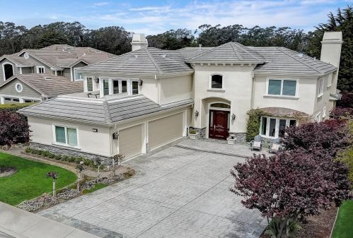 31 Turnberry Rd, Princeton By The Sea, CA 94019-2604