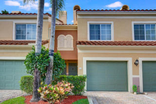 11775 Saint Andrews Pl, West Palm Beach, FL 33414-7047