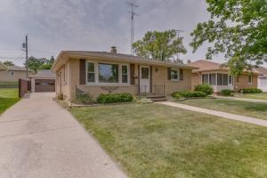 7838 38 Ave, Kenosha WI  53142-2128 exterior