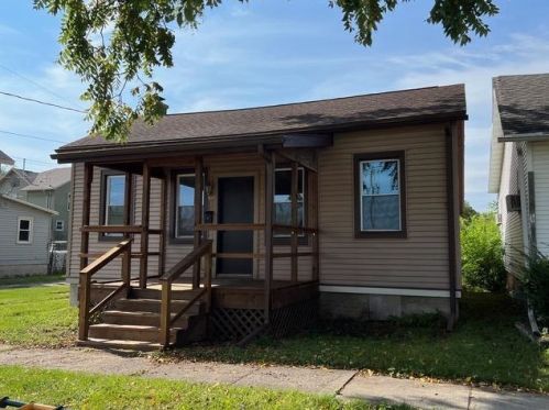 7 Lawton St, Edgerton WI  53534-0021 exterior