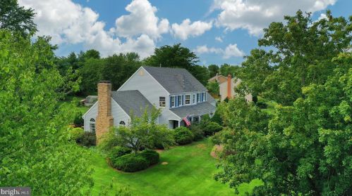 13 Woodside Ln, Flemington NJ  08822-3221 exterior