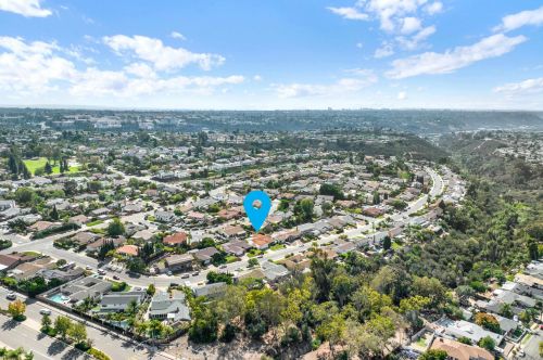 5949 Bounty St, San Diego CA  92120-2920 exterior