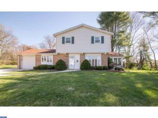 4508 Pickwick Dr, Wilmington, DE 19808-4239