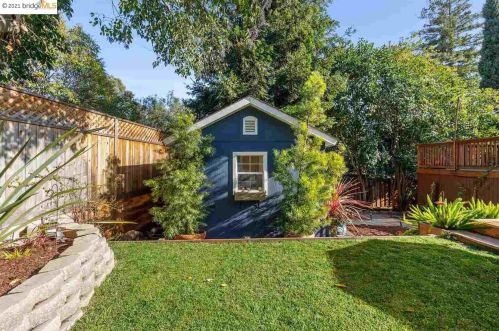 4434 Albert St, Oakland CA 94619-2721 exterior