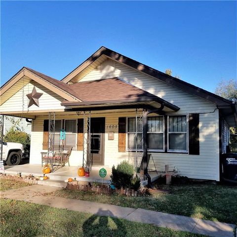 1605 Market Ave, Shawnee, OK 74804-4415