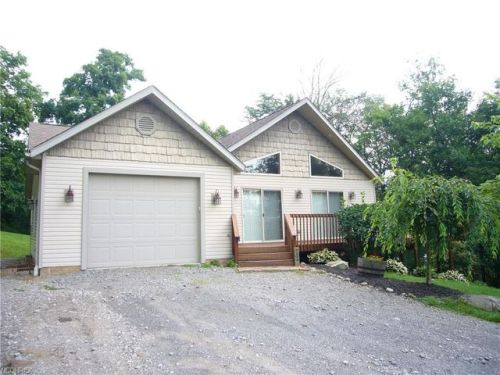 7134 Canal Rd, Parral, OH 44622-6999