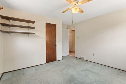 438 Violet Dr, New Kensington PA  15068-3340 exterior