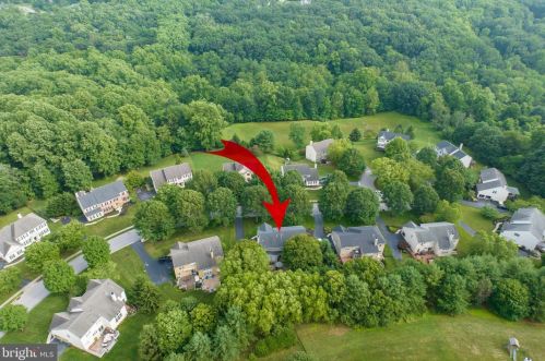 1217 Indian Trl Dr, Downingtown PA  19335-5606 exterior