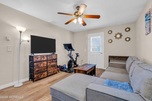 363 Kelly Ave, Bricktown NJ  08724-2230 exterior