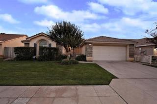 5241 Athens Ave, Fresno, CA 93722-2308