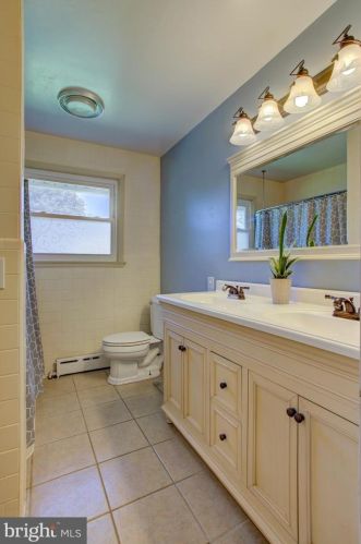 35 Ann St, Highspire PA  17034-1509 exterior