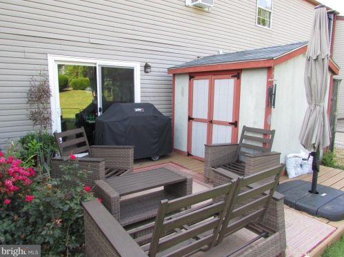 68 Pennypacker Dr, Collegeville PA  19473-1048 exterior