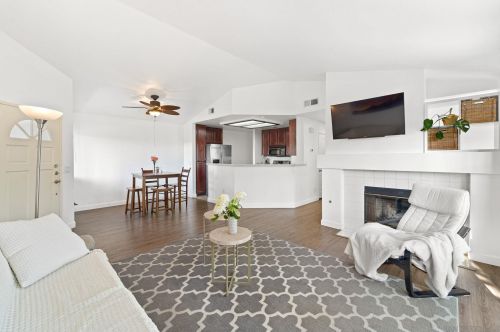 11012 Portobelo Dr, San Diego CA  92124-4001 exterior