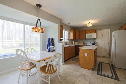 3588 Heartwood Rd, Amelia OH  45102-1761 exterior