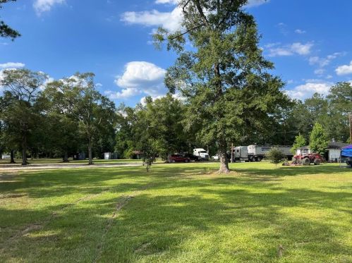 11369 Crockett Martin Rd, Conroe, TX 77306-7633