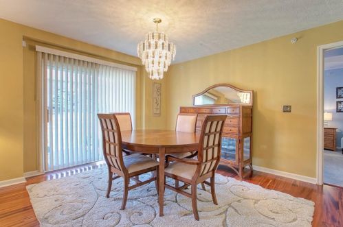 618 Heritage Sq, New Haven OH  45030-8207 exterior