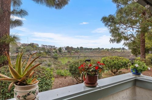 3075 Old Bridgeport Way, San Diego, CA 92111-7727
