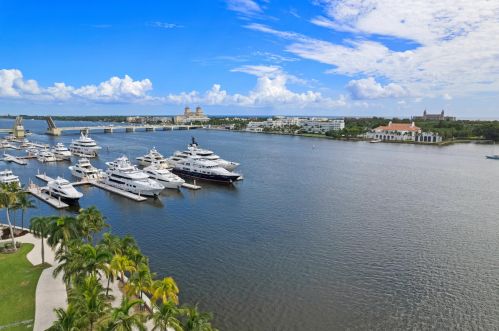 201 Narcissus Ave, West Palm Beach, FL 33401-5616