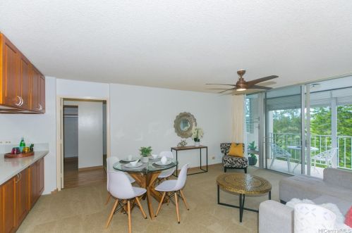 98-711 Iho Pl, Aiea, HI 96701