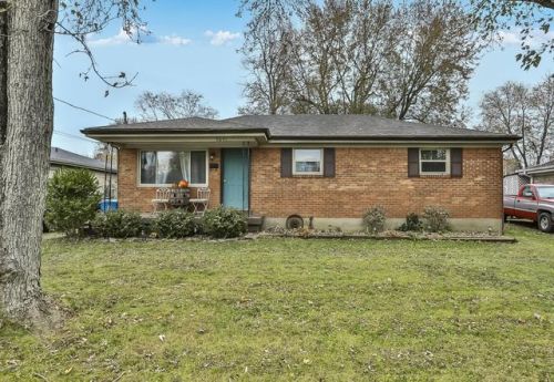 9601 Polaris Dr, Louisville, KY 40229-1810