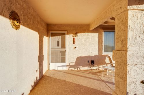 3886 Whaler Dr, Lake Havasu City AZ  86406-4302 exterior