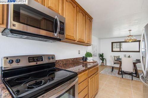 166 Plymouth Cir, Daly City CA  94015-2860 exterior